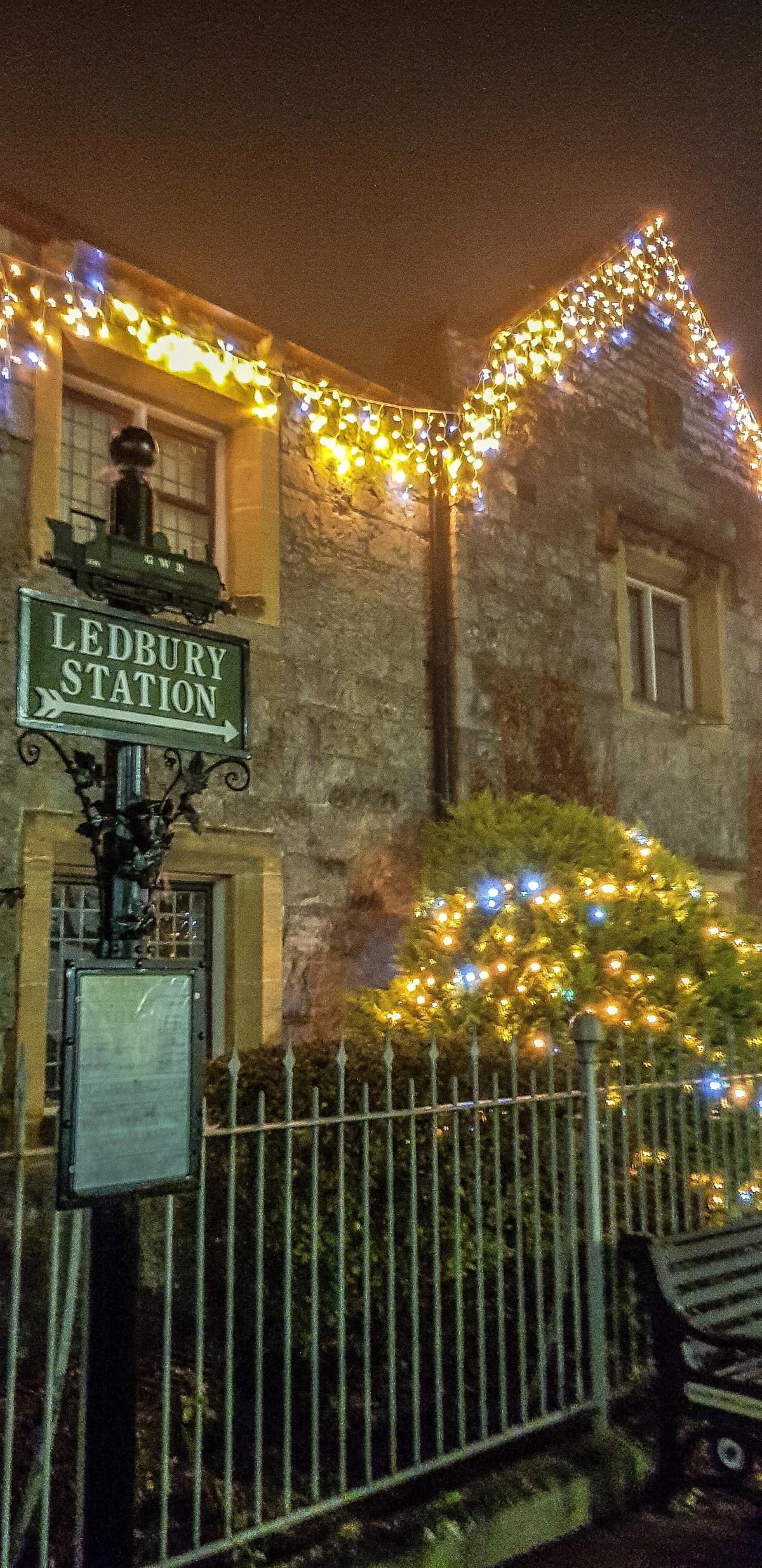 Galaxy Uptown Christmas Day 2022 Christmas In Ledbury By Harold Sparrey | Ledbury Reporter